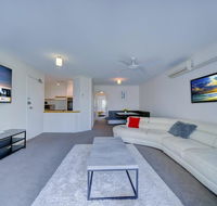 2BR Aloha Lane Main Beach Apartment - Redcliffe Tourism