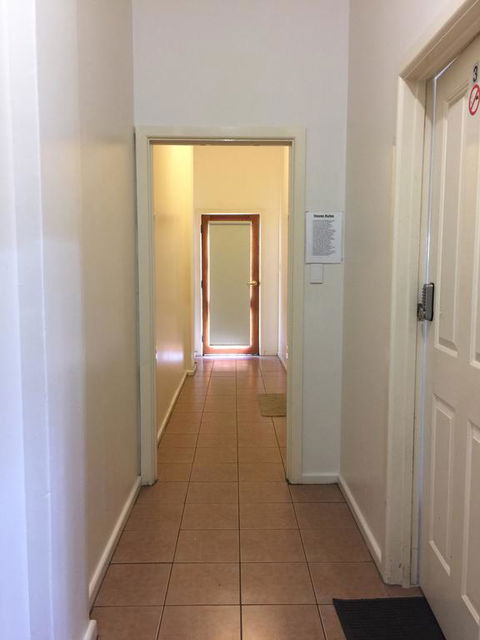 3 BEDROOM APARTMENT ST MARYS - Redcliffe Tourism 2