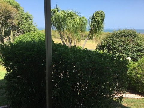 3 Sea/Fraser Island View Deckings, Beachfront, Marina - Redcliffe Tourism 2