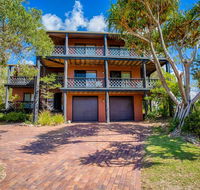 41 Carlo Circle - Rainbow Beach Huge Beach House With Room for Everyone - Redcliffe Tourism
