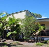 44 Cypress Avenue - Holiday home in a quiet location close to patrolled beach and CBD - Redcliffe Tourism