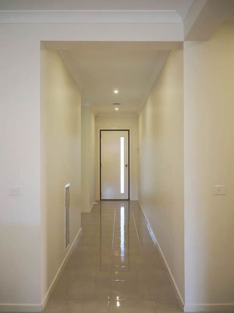 5 Bed 2 Bath Big House - Redcliffe Tourism 3