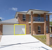 5 Bent Street - huge house with Foxtel  Aircon - Redcliffe Tourism