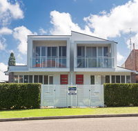7 Judith Street - Stunning duplex with ducted air - Redcliffe Tourism