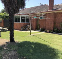 725 Myrtleford-Yackandandah Road - Redcliffe Tourism
