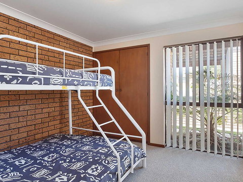 8c Norburn Avenue - Great Family Budget Holiday - Redcliffe Tourism 3