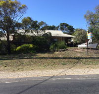 90 mile beachhousevillas - Redcliffe Tourism
