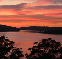 A Lakehouse Escape - Redcliffe Tourism