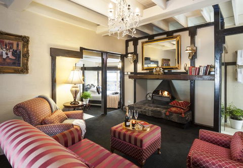 A Loft In The Mill Boutique Accommodation - Redcliffe Tourism 2