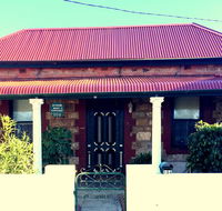 A Miner's Rest - Redcliffe Tourism
