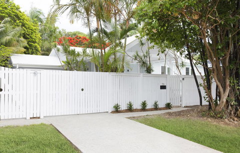 A PERFECT STAY - Barrel & Branch - Heart Of Town - Redcliffe Tourism 1