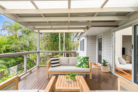 A PERFECT STAY - The White Rabbit - Redcliffe Tourism 2