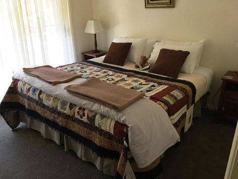 Abelia House B &B - Redcliffe Tourism 1