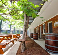 Abermain Hotel - Redcliffe Tourism