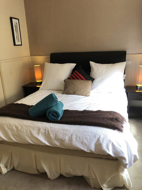 About Time Retreats- Studio Three - Redcliffe Tourism 2