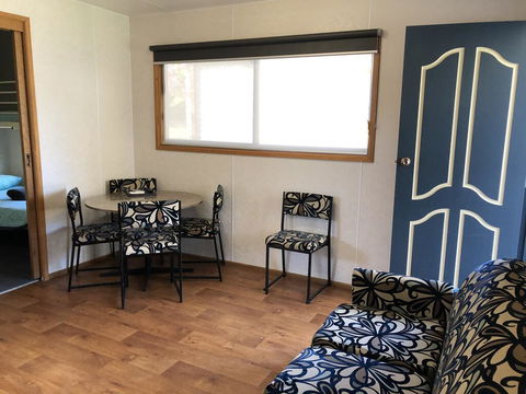 Acacia Caravan Park & Holiday Units - Redcliffe Tourism 3