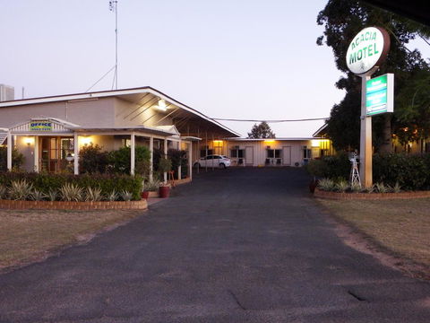 Acacia Motel - Redcliffe Tourism 0