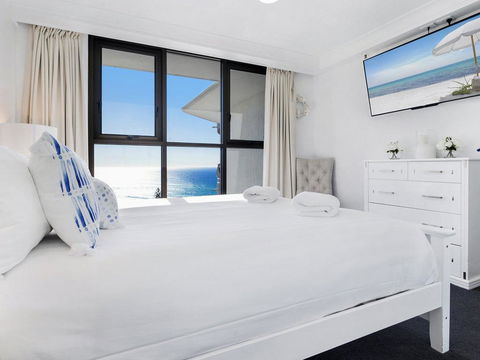 Acapulco 2 Bed Ocean View Surfers Paradise - Redcliffe Tourism 3