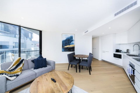 Accommodate Canberra - Northshore - Redcliffe Tourism 1