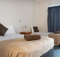 Accommodation on Denham - Redcliffe Tourism