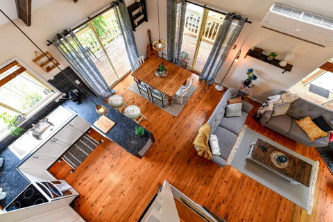 Doomben Ridge Farm House - Redcliffe Tourism 1