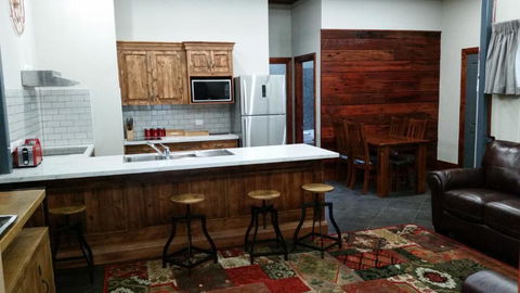 Eagle Foundry Bed & Breakfast - Redcliffe Tourism 0