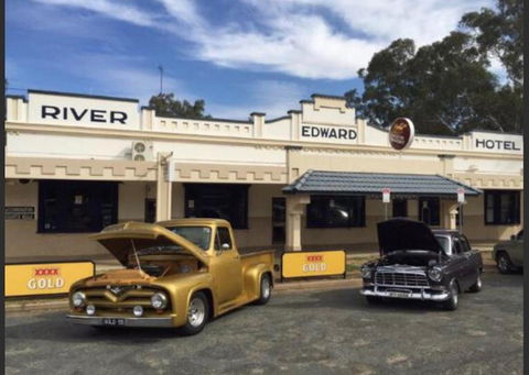 Edward River Hotel - Redcliffe Tourism 0