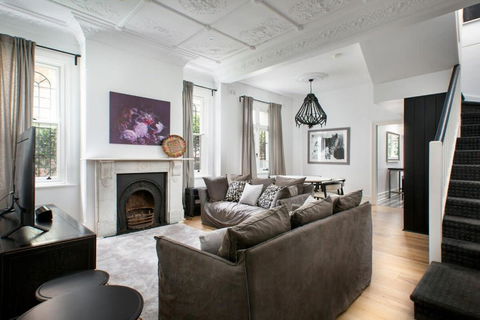 Elegant 3-Bed Heritage House With Swimming Pool - Redcliffe Tourism 1