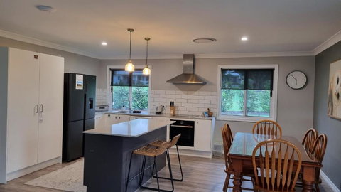 Fig Tree Farm B&B Highvale-Farmstay Near Brisbane! - Redcliffe Tourism 1