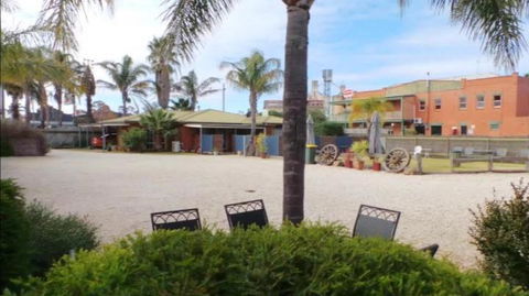 Foundry Palms Motel - Redcliffe Tourism 3