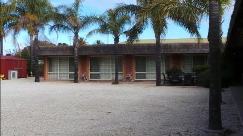 Foundry Palms Motel - Redcliffe Tourism 4