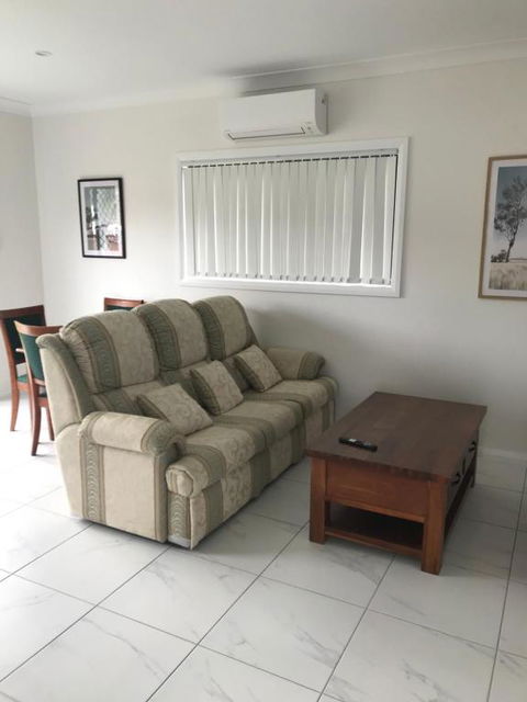 Fragrant Home-68A Brand New 2 Rooms House With Beautiful Private Garden And Entrance,5G Wifi - Redcliffe Tourism 4