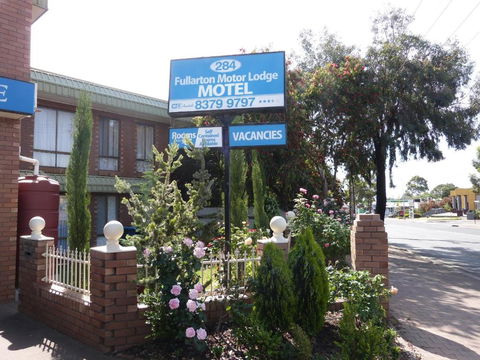 Fullarton Motor Lodge - Redcliffe Tourism 0