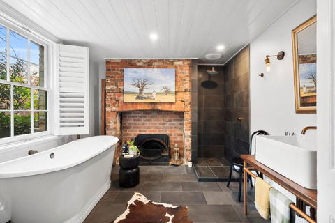 Gable House Geelong - Redcliffe Tourism 4