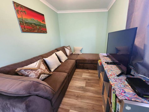 Goreng Boodja Maya-Maya - Redcliffe Tourism 3