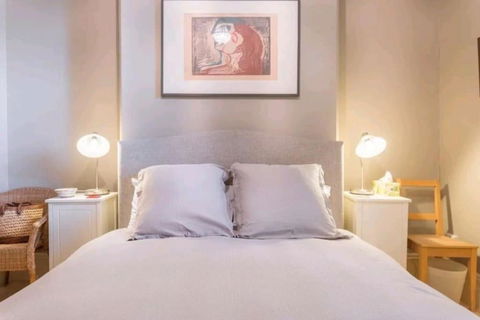 Henry Morcomb 2 Bdrm Sleeps 4 WiFi - Redcliffe Tourism 3