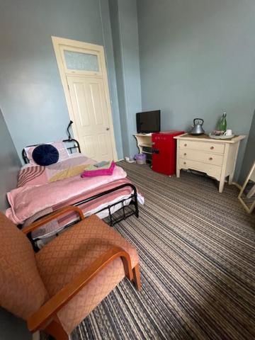 HISTORIC STAR LODGE And STATION MASTERS HOUSE NARRANDERA - Redcliffe Tourism 2