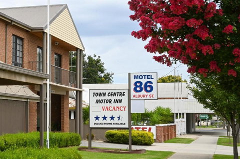 Holbrook Town Centre Motor Inn - Redcliffe Tourism 2