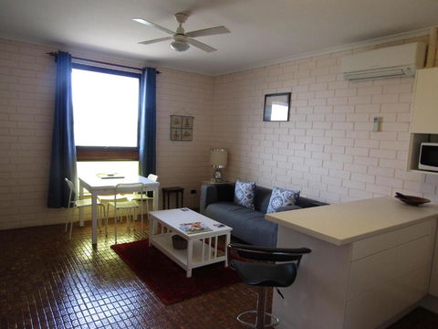 Holiday Retreat - Redcliffe Tourism 2
