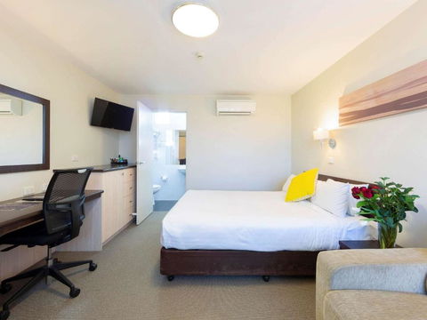 Ibis Styles Canberra Tall Trees - Redcliffe Tourism 0
