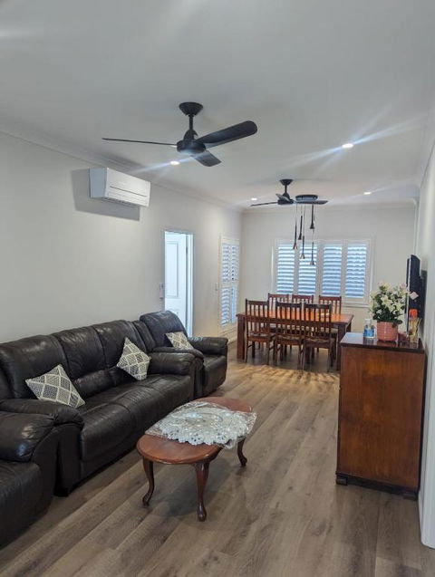 Immaculate 2-Beds Entire House Chermside Brisbane - Redcliffe Tourism 1