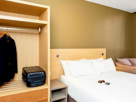 Ibis Budget - Melbourne CBD - Redcliffe Tourism 3