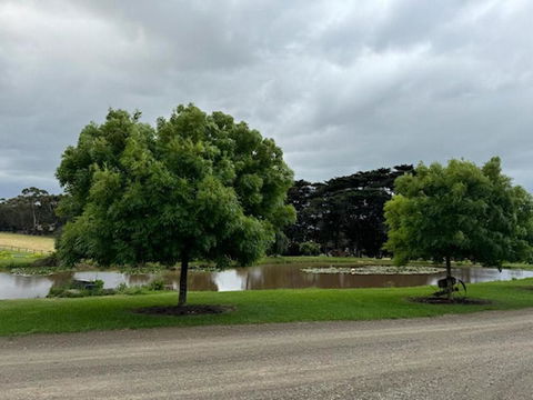 Hubbard Road - Redcliffe Tourism 2