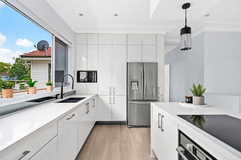 Humble Abode - Redcliffe Tourism 3