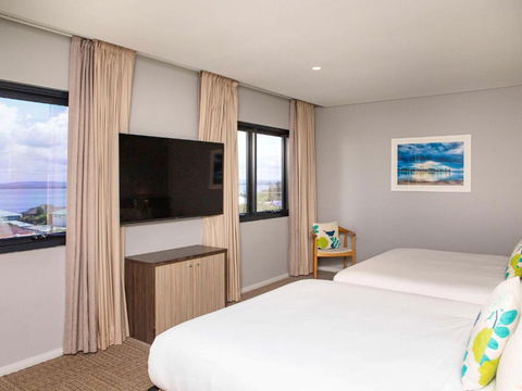 Ibis Styles The Entrance - Redcliffe Tourism 3