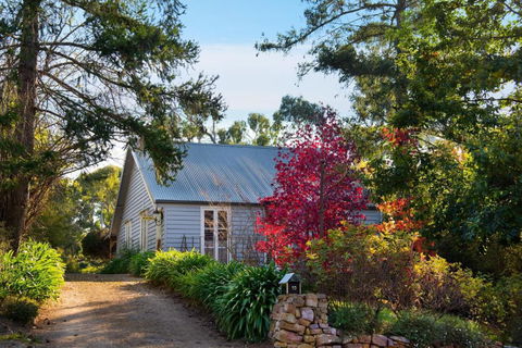 Illoura - Redcliffe Tourism 0