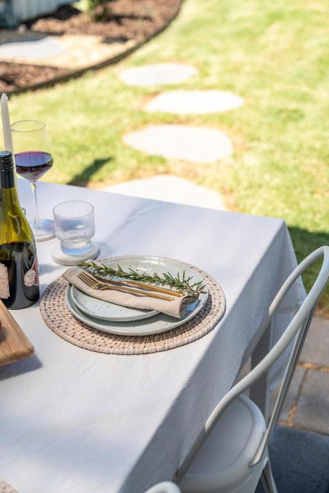 ILUKA Luxe Accommodation, Relaxed Coastal Vibe - Redcliffe Tourism 3