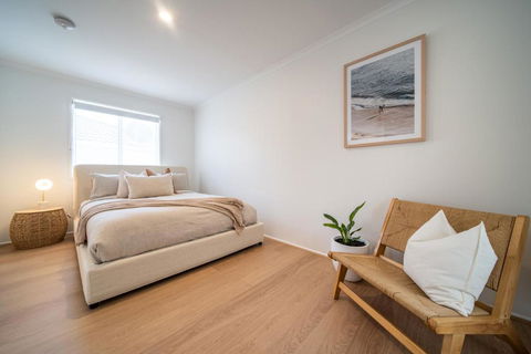 ILUKA Luxe Accommodation, Relaxed Coastal Vibe - Redcliffe Tourism 1