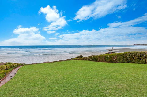 Iluka - Redcliffe Tourism 1
