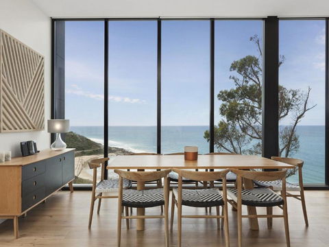 Iluka Blue - Redcliffe Tourism 0